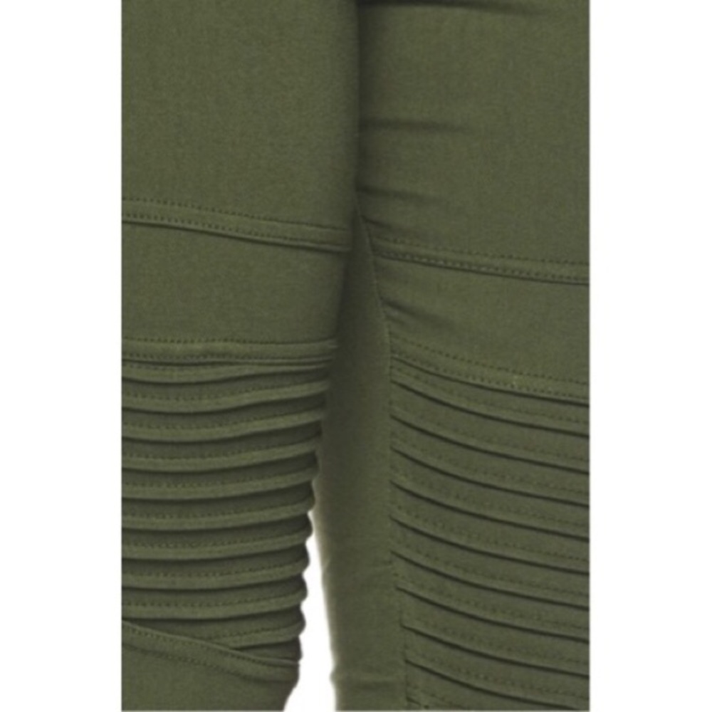 ❗️LAST❗️Olive Moto Leggings - Picture 5 of 8
